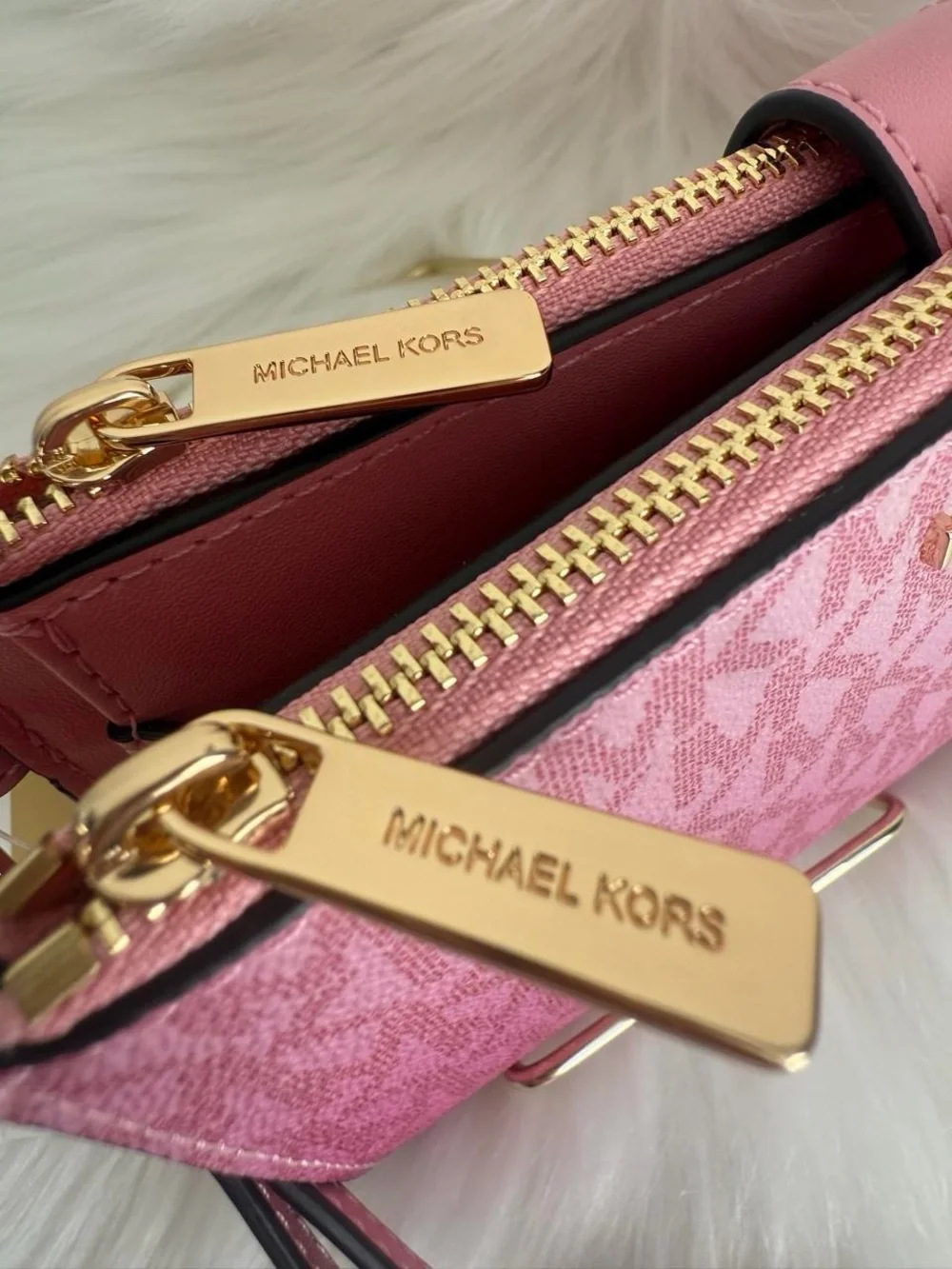 NWT Michael kors pink ombré wristle